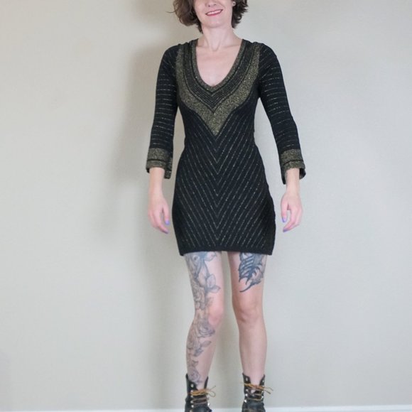 Guess Jeans Short Body Con Black & Gold Knit Dress - Picture 6 of 6